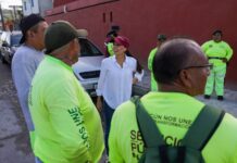 RETIRA ANA PATY PERALTA 1.5 TONELADAS DE DESCACHARRIZACIÓN EN LA SM 233