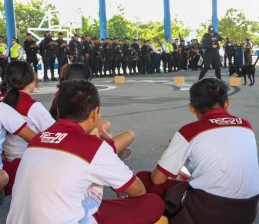 “TU ESCUELA EN AZUL” ACERCA LA POLICÍA MUNICIPAL A ESTUDIANTES PLAYENSES